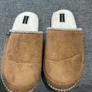 Men’s  slippers